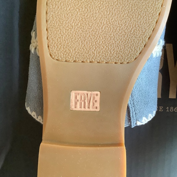 FRYE Ava Crochet Leather Slide Sandals Steel Blue SZ 9 - Picture 14 of 16